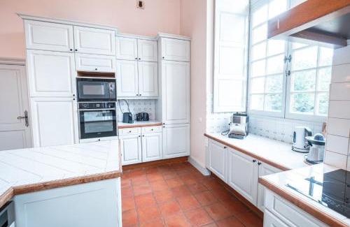 Corbarieu Villa | Chateau Beaudesert - Piscine - Tennis - Parc de 50Ha