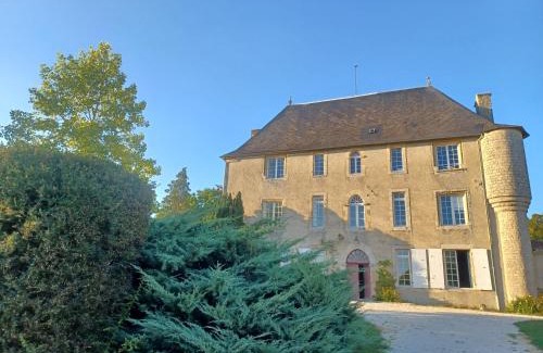 Aulnay Bed & Breakfast | Chateau de Brie