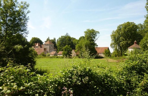 Trateau Bed & Breakfast | Chateau de Vesset