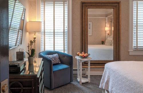 Spring Lake Hotel | Chateau Inn and Suites