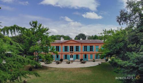 Leognan Bed & Breakfast | Chateau Pont Saint-Martin