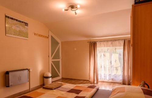 Nizny Sliac Apartment | Chatka Elegant