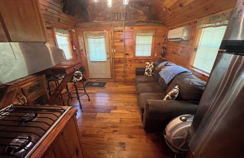 Westminster Cabin | Chauga River Cabin