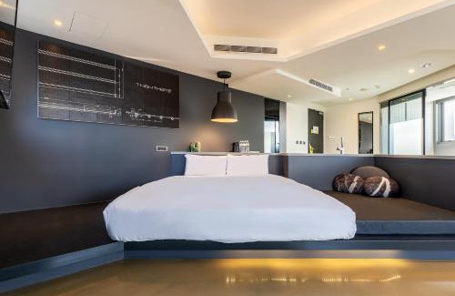 Xitun District Hotel | CHECK inn Taichung Liming