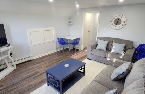 Uniondale Apartment | Cheerful 2-Bedroom Apartment with Smart Home Tech.