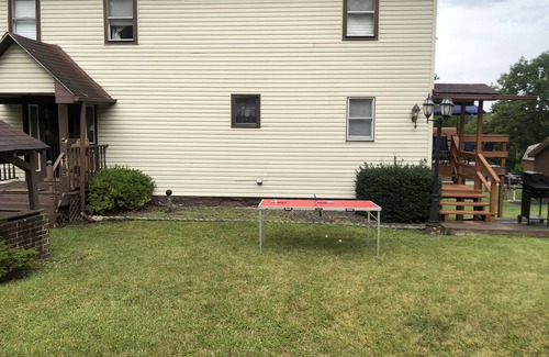 Robertsdale House | CHEERFUL 4 BEDROOMS GETAWAY HOME NEAR LAKE