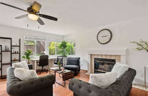 Elk Grove House | Cheerful 4BR Entire house with Free parking/Family