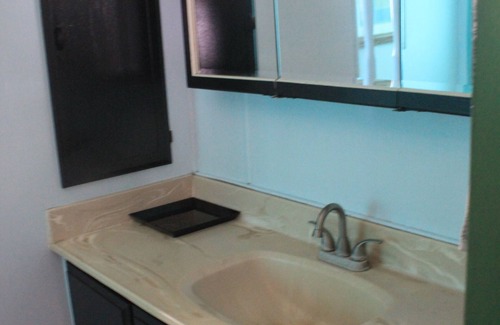 Bighorn House | Cheerful and cozy 1-bedroom mobile home with WiFi in welcoming Palm Desert