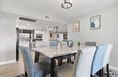 Camelot Village House | Cheerful Spacious Tempe Fun Home Pool Games ASU