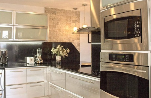 Condado Apartment | Chef's Delight