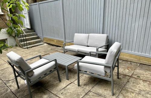 Earl's Court Apartment | Chelsea - 2Bed Apartment - sleeps 4 - Pet Friendly