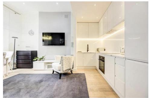 Earl's Court Apartment | Chelsea - 2Bed Apartment - sleeps 4 - Pet Friendly