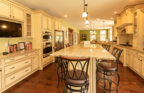 Crescent Hill House | Cherokee Park Home, Highlands, Downtown, beautiful park like setting!