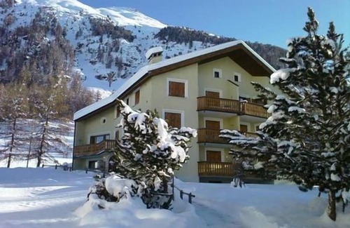 Pontresina Apartment | Chesa Auricula