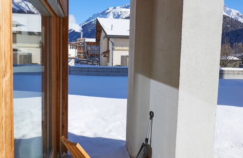 S-chanf Apartment | Chesa Pradels with garden seating area