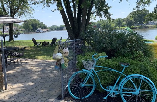 Deale House | Chesapeake Spectacular Waterfront- Kayaks, Spa, Pier