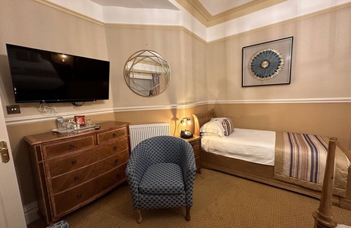 Hoole House | Chester House Guest House