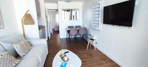 Les Restanques Apartment | Chez Adriana Appartement Cosy avec Jardin, proche plage