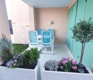 Les Restanques Apartment | Chez Adriana Appartement Cosy avec Jardin, proche plage