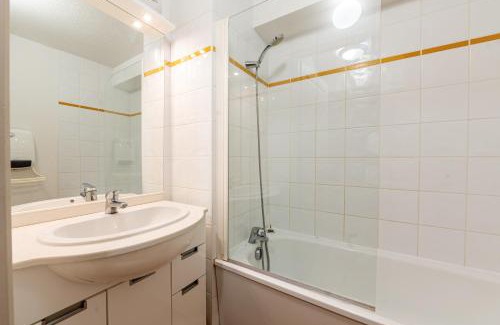 Flumet Apartment | Chez Florent - Appt vue montagne avec piscine