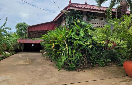Kampot House | Chez lima tortuga guesthouse