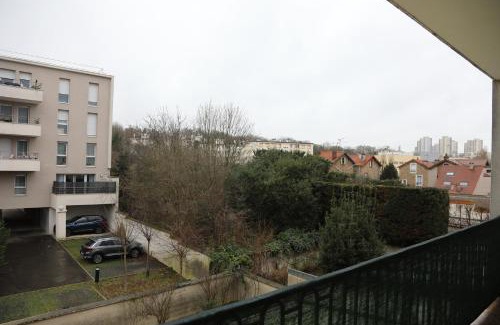 Rosny-sous-Bois Apartment | Chez Mélanie