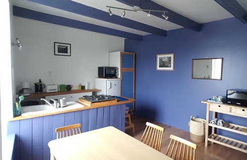 Crozon Apartment | Chez Nany- Cosy duplex on Morgat harbour