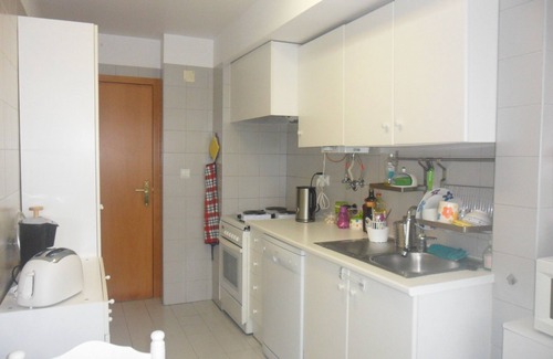 Ponta Delgada Apartment | Chez Nônô - 4 bedroom, 2 toilet, in the city