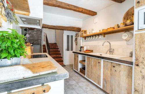 Flassan House | Chez Prunelle