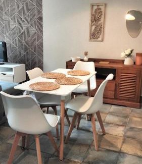 Oloron-Sainte-Marie Apartment | Chez Sabrina