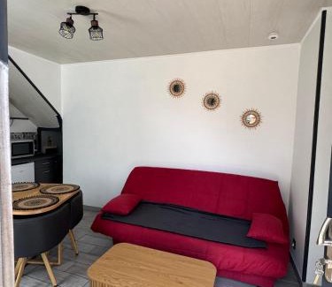 Luc-sur-Mer Apartment | Chez Sylviane Rez-de-Chaussée 200 m de la mer