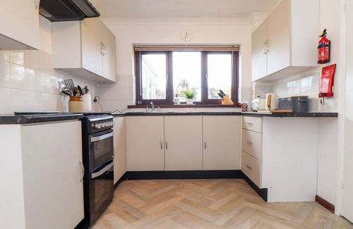 Newlyn Cottage | CHI AN VRE, pet friendly, country holiday cottage in Newlyn