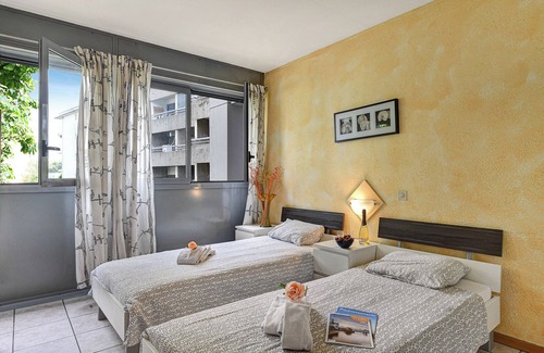 Pedrinate Apartment | Chiasso Apartments 203