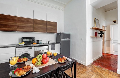 Saint-Gervais Apartment | Chic 1BR Flat - Le Marais Charm