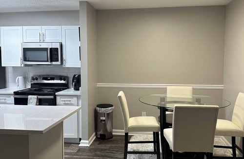 Marietta Apartment | Chic 2-bedroom with fitness room, WiFi in delightful Marietta