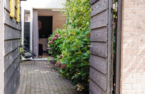 Haastrecht Bed & Breakfast | Chic and cozy overnight stay in Haastrecht! 15 minutes from Gouda and Oudewater.
