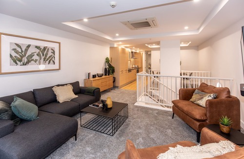 Mount Maunganui Apartment | Chic and Modern Mount Maunganui Apartment