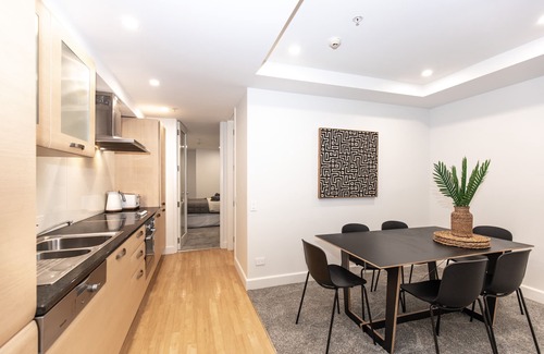 Mount Maunganui Apartment | Chic and Modern Mount Maunganui Apartment