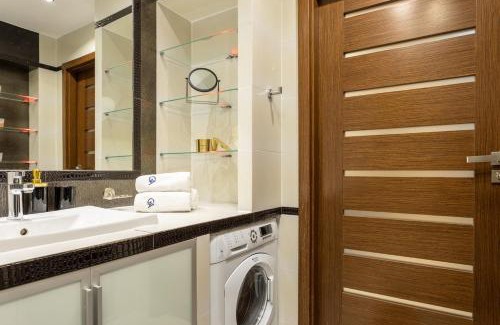 Srodmiescie Połnocne Apartment | Chic Apartments - Modern and Cozy - Central Location - Grzybowska 5