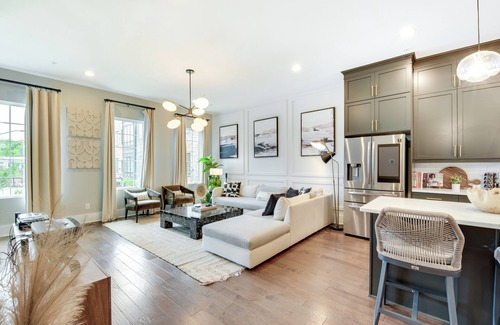 Castleberry Hill Apartment | Chic Atlanta Vacation Rental ~ 1 Mi to Downtown!