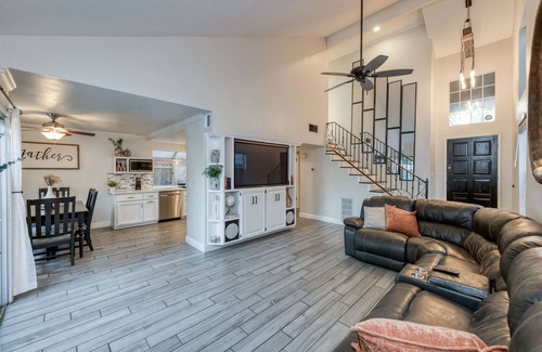 Raisin House | Chic Boho 3BR 2.5BA Home Located in the Heart of Fresno