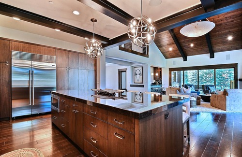 Park City House | Chic Colony Ski-in Ski Out Villa Direct Access to Adventures at Park City Resort Hot Tub Gym