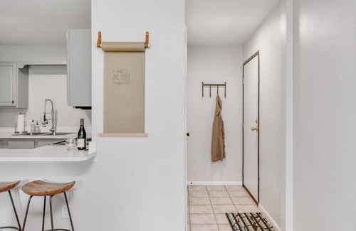 Steamboat Springs Condo | Chic Condo | King Bed | Patio, Hot Tub, Free Bus