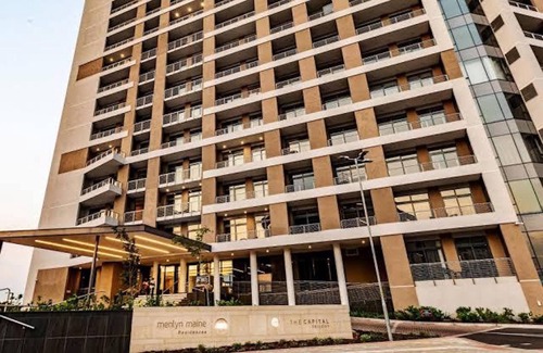 Menlyn Apartment | Chic Deluxe Studio, Menlyn Maine, Smart Access