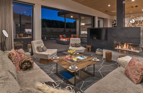 Downtown Steamboat Springs Condo | Chic Downtown Penthouse + Incredible Views + Perfect Location - Butterfly Lofts