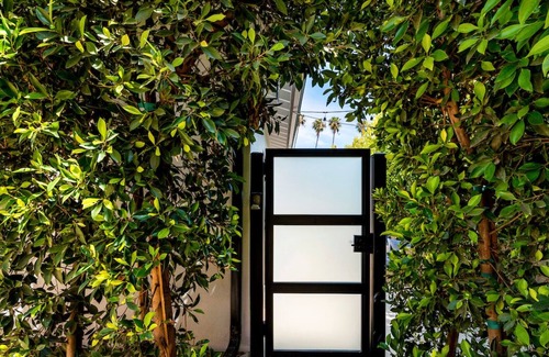 Culver - West House | Chic Family Fun in Brentwood's Best Location
