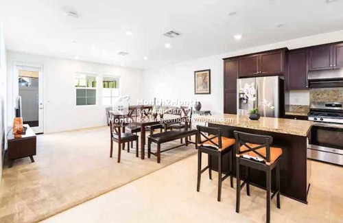 Eastvale Downs House | Chic Home on Sendero Ave #41351