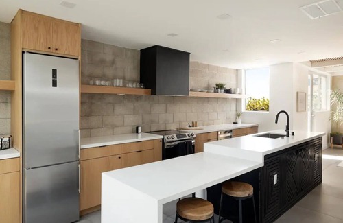 Middletown Condo | Chic Little Italy Home w AC, Location and a Private Studio w patio