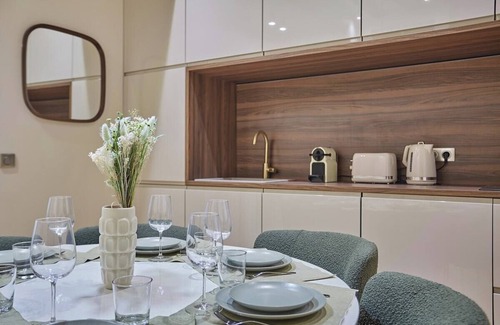 Bonne-Nouvelle Apartment | Chic new flat in the centre of Paris