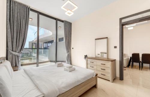 Al Barsha Apartment | Chic One-Bed Haven w Pool & Gym Heart of Dubai